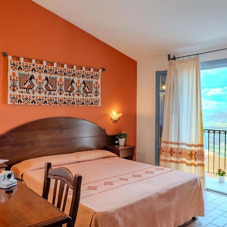 Hotel Bia Maore Baunei Εξωτερικό φωτογραφία