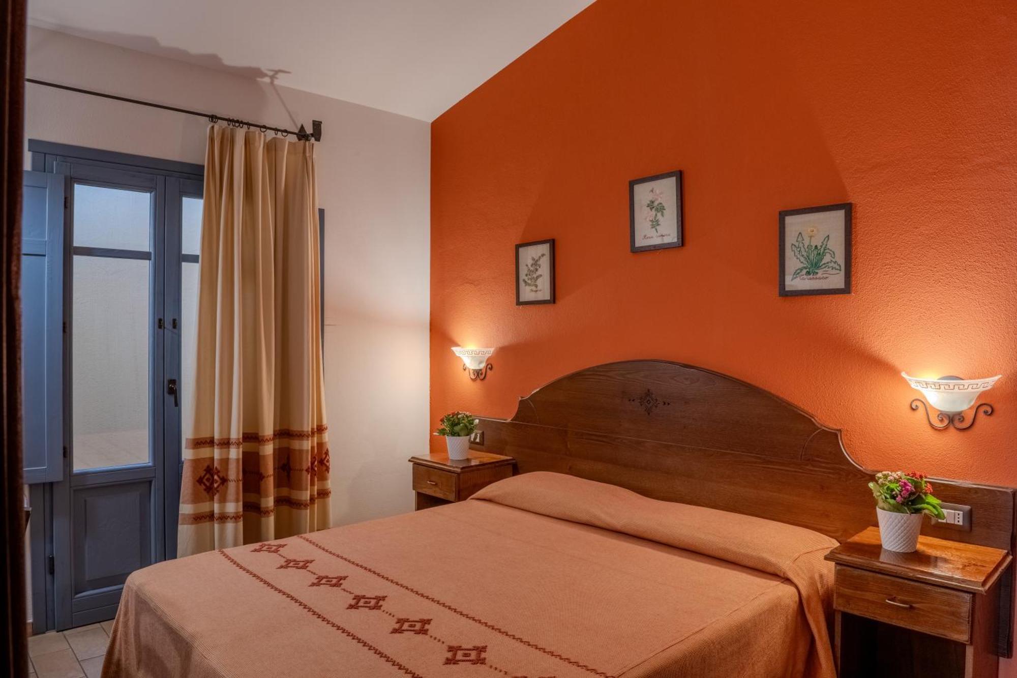 Hotel Bia Maore Baunei Εξωτερικό φωτογραφία