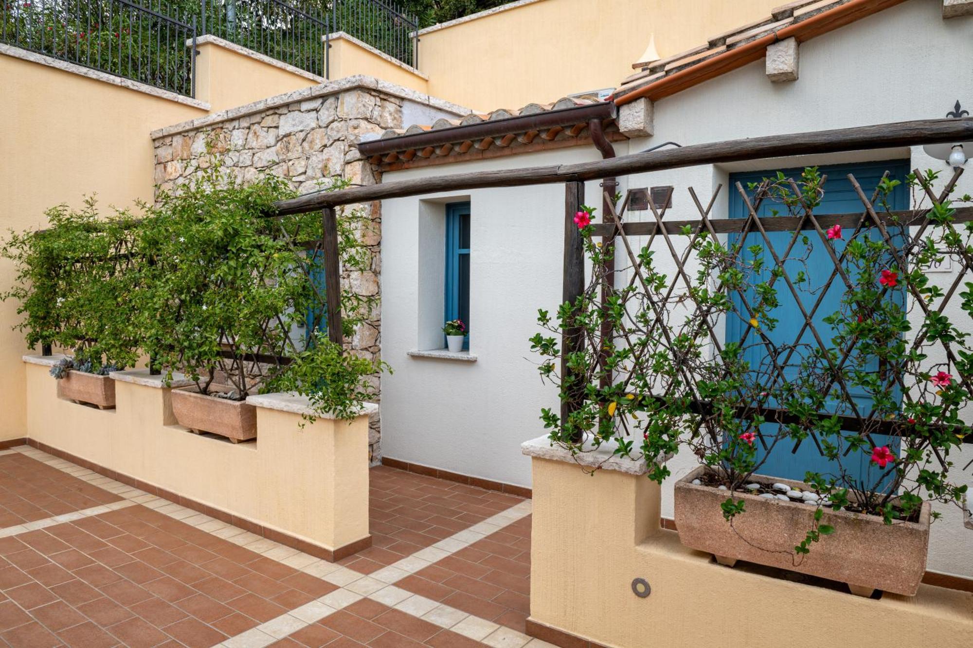 Hotel Bia Maore Baunei Εξωτερικό φωτογραφία